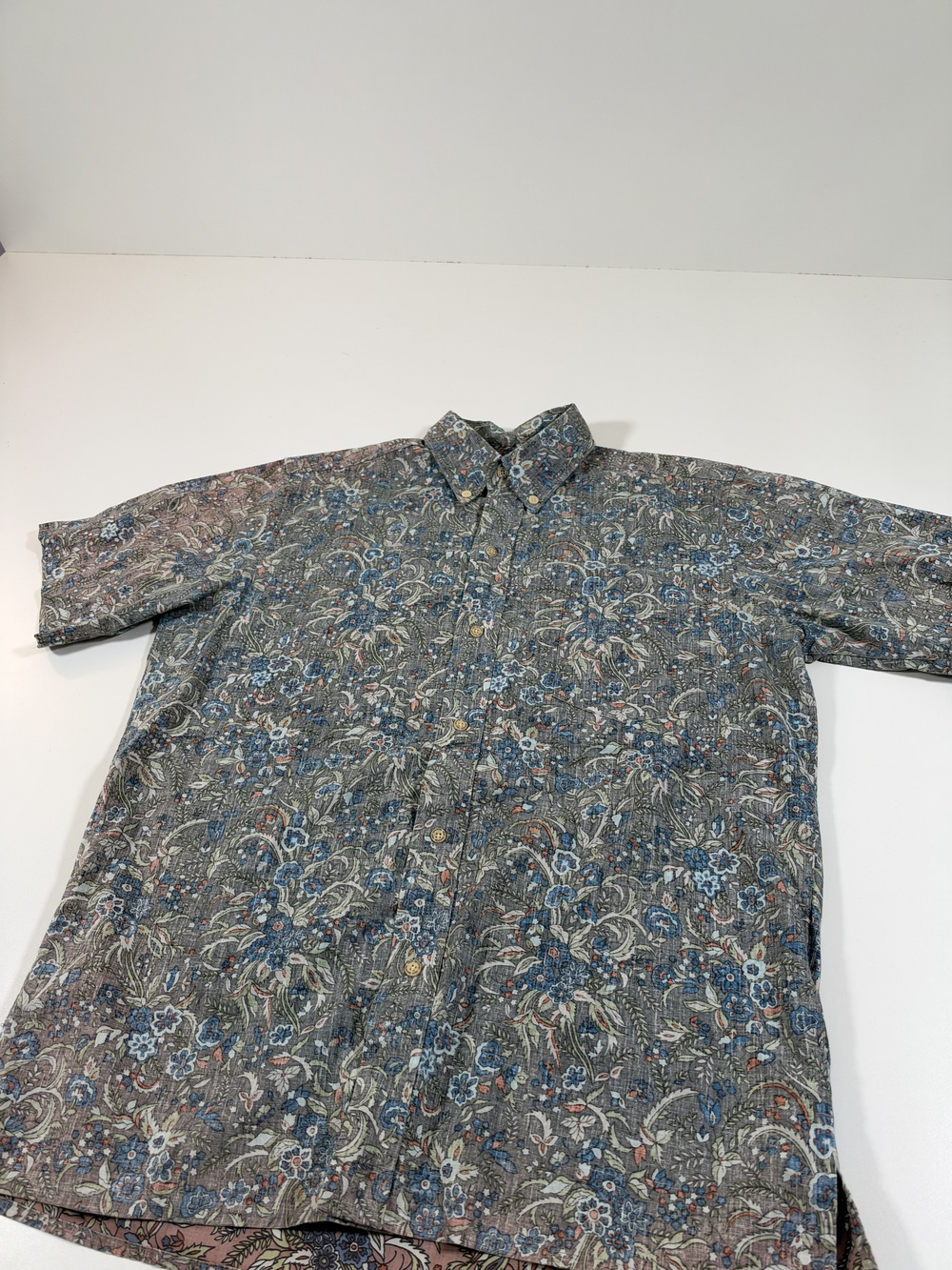 Reyn Spooner Shirt Mens S Gray Floral Hawaiian Short Sleeve Button Up Casual